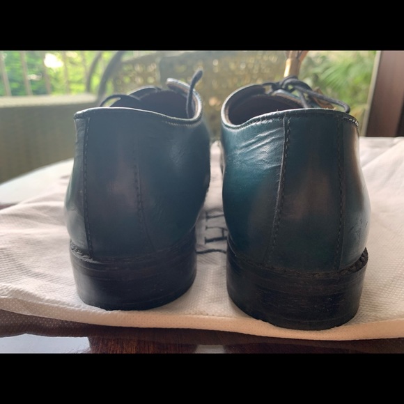 BEAUTIFULLY UNIQUE FROM A BOUTIQUE: Teal real leather handcrafted brogues. - Picture 8 of 10
